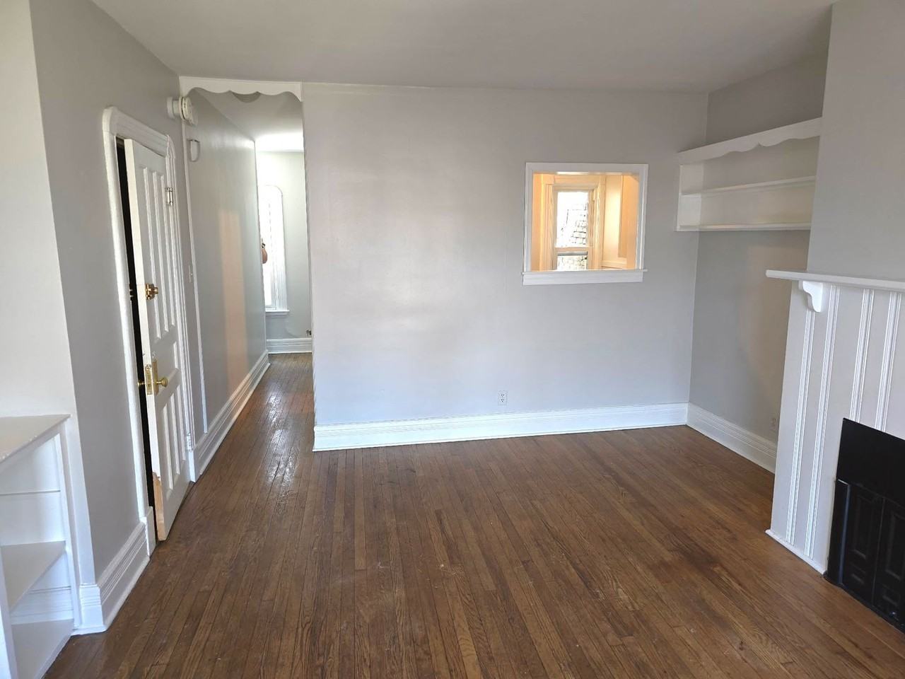 21N N Ferry St - Photo 7 of 10