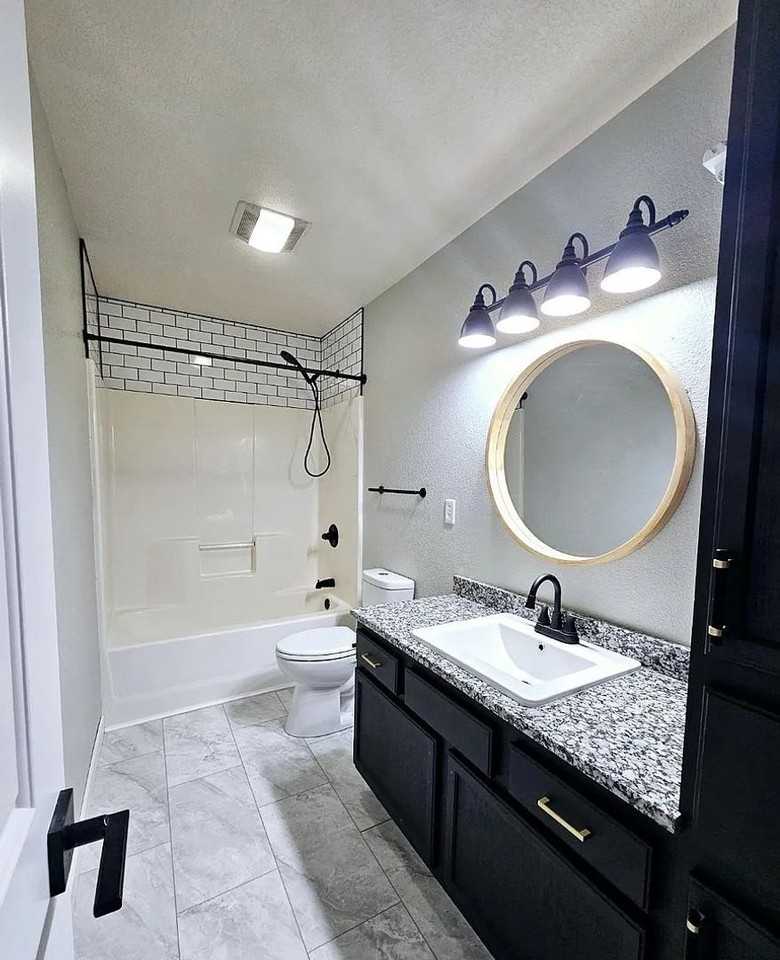 232 Ruhe Ln - Photo 7 of 38