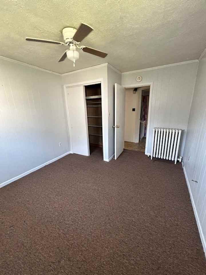 1410 Saint James Pl - Photo 7 of 9