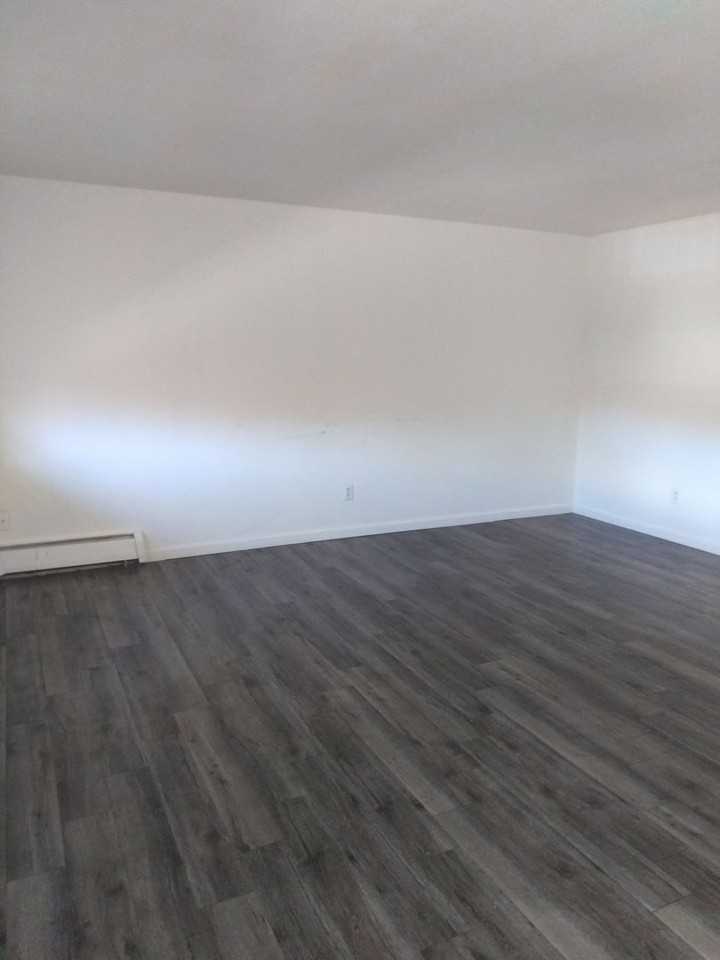 Peak Elevation Apartments - Photo 4 of 19