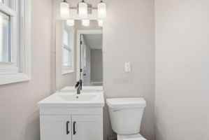 featured image of 5035 Roosevelt Pl