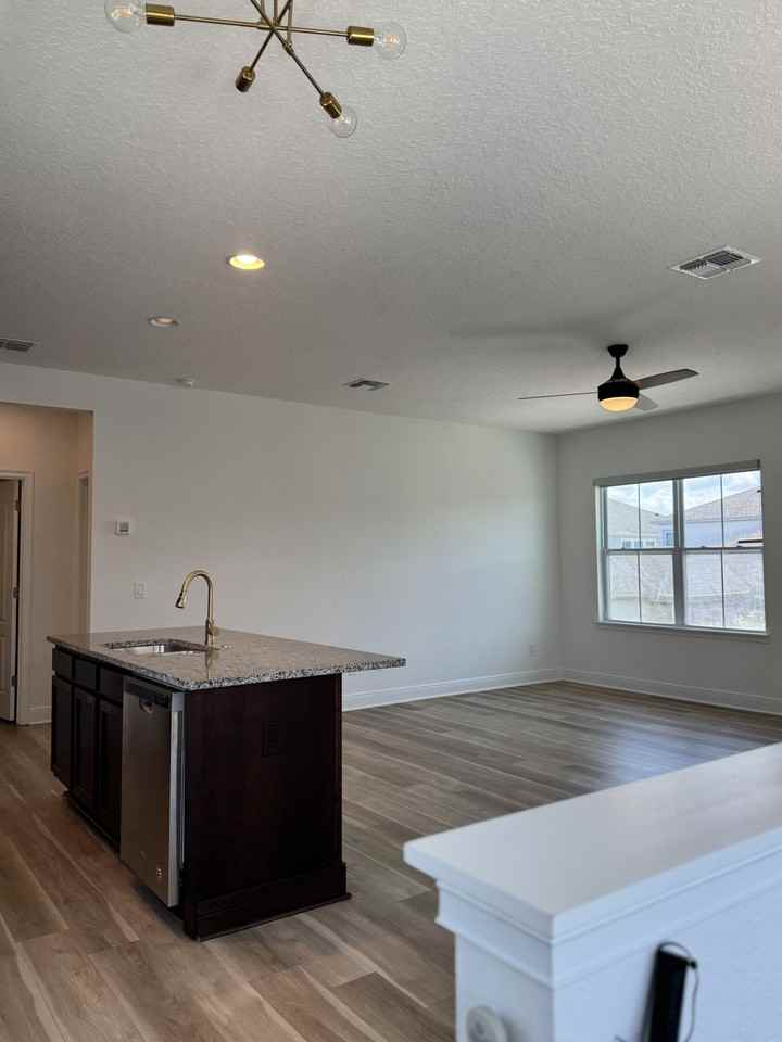 8447 Rothman Aly #8447 - Photo 4 of 13