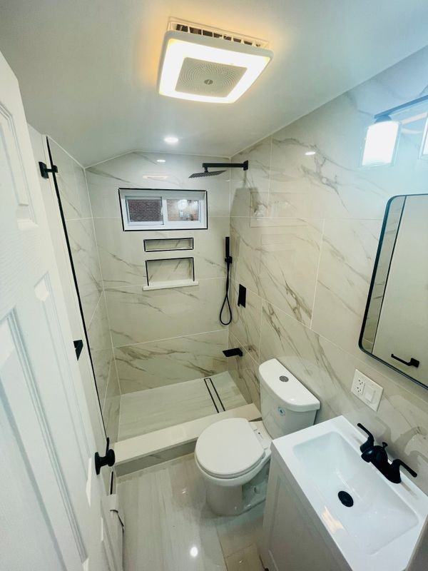 4212 Marathon Pkwy - Photo 2 of 5