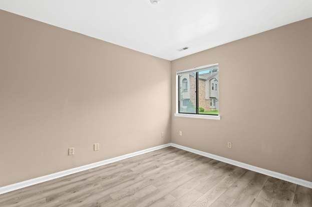 42453 Lilley Pointe Dr - Photo 4 of 10