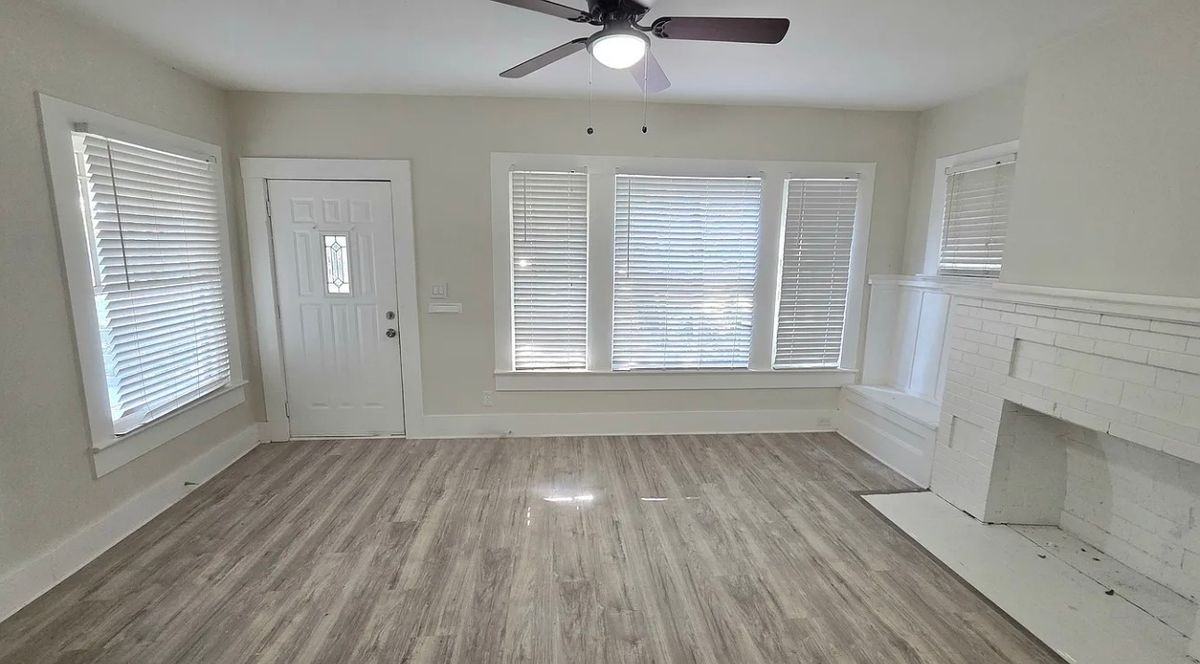 2805 S Jennings Ave - Photo 2 of 15