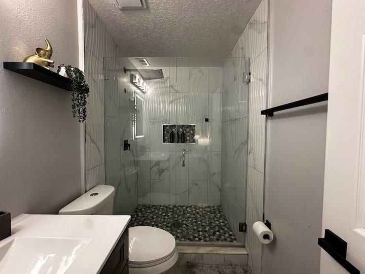 6228 Ryegrass St - Photo 6 of 8