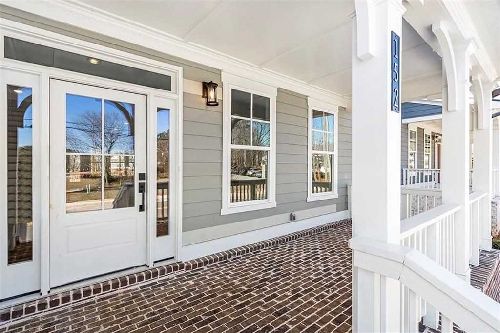 152 Palm St - Photo 5 of 34