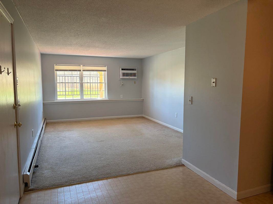 804 White Cedar Blvd - Photo 2 of 16