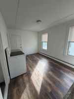 featured image of 45 Elliott St
