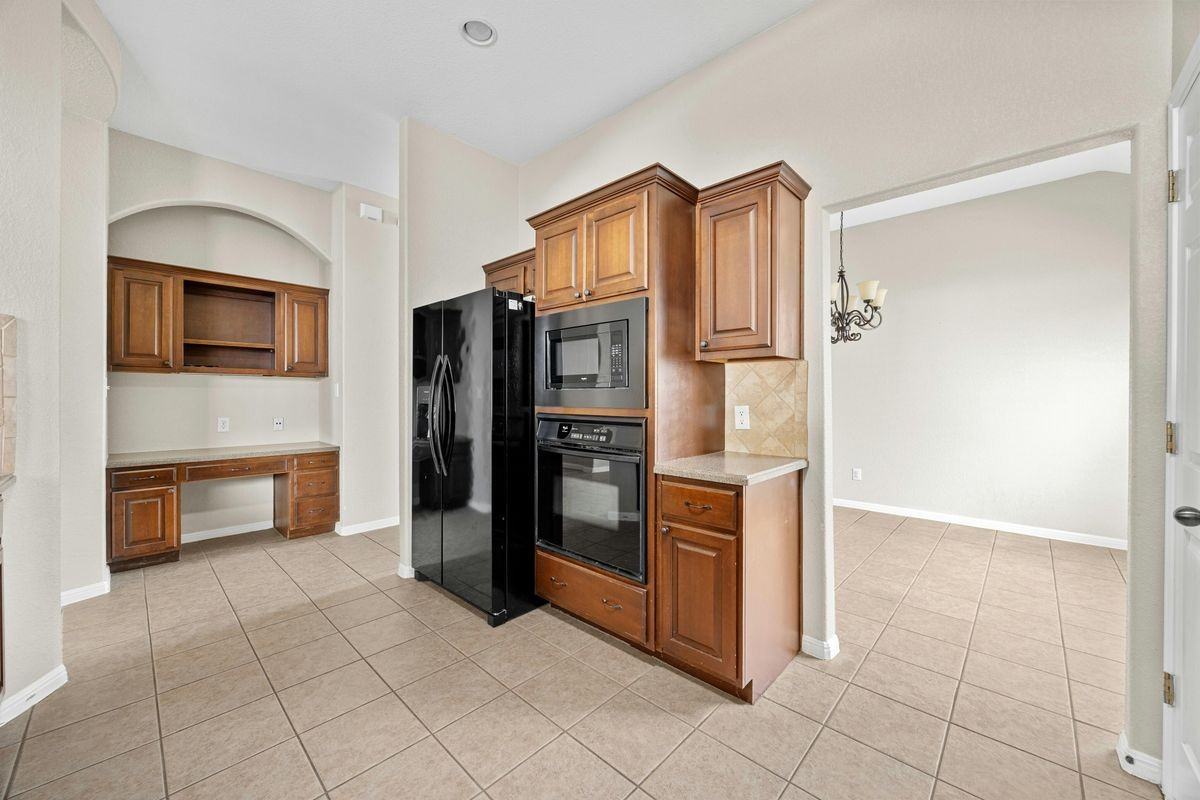 12820 Appaloosa Chase Dr - Photo 3 of 17