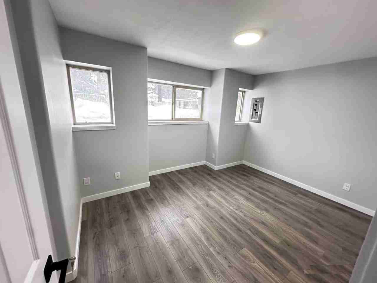 Imperial St & Gordon Ave - Photo 6 of 9