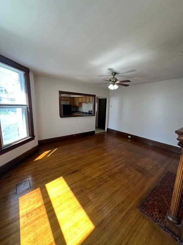 136 North St ##1 - Photo 4 of 12