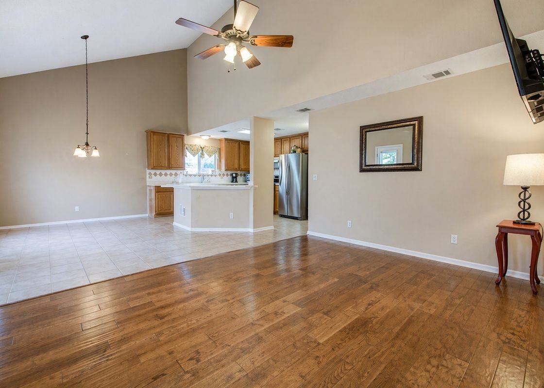 12900 Medina River Way - Photo 6 of 14