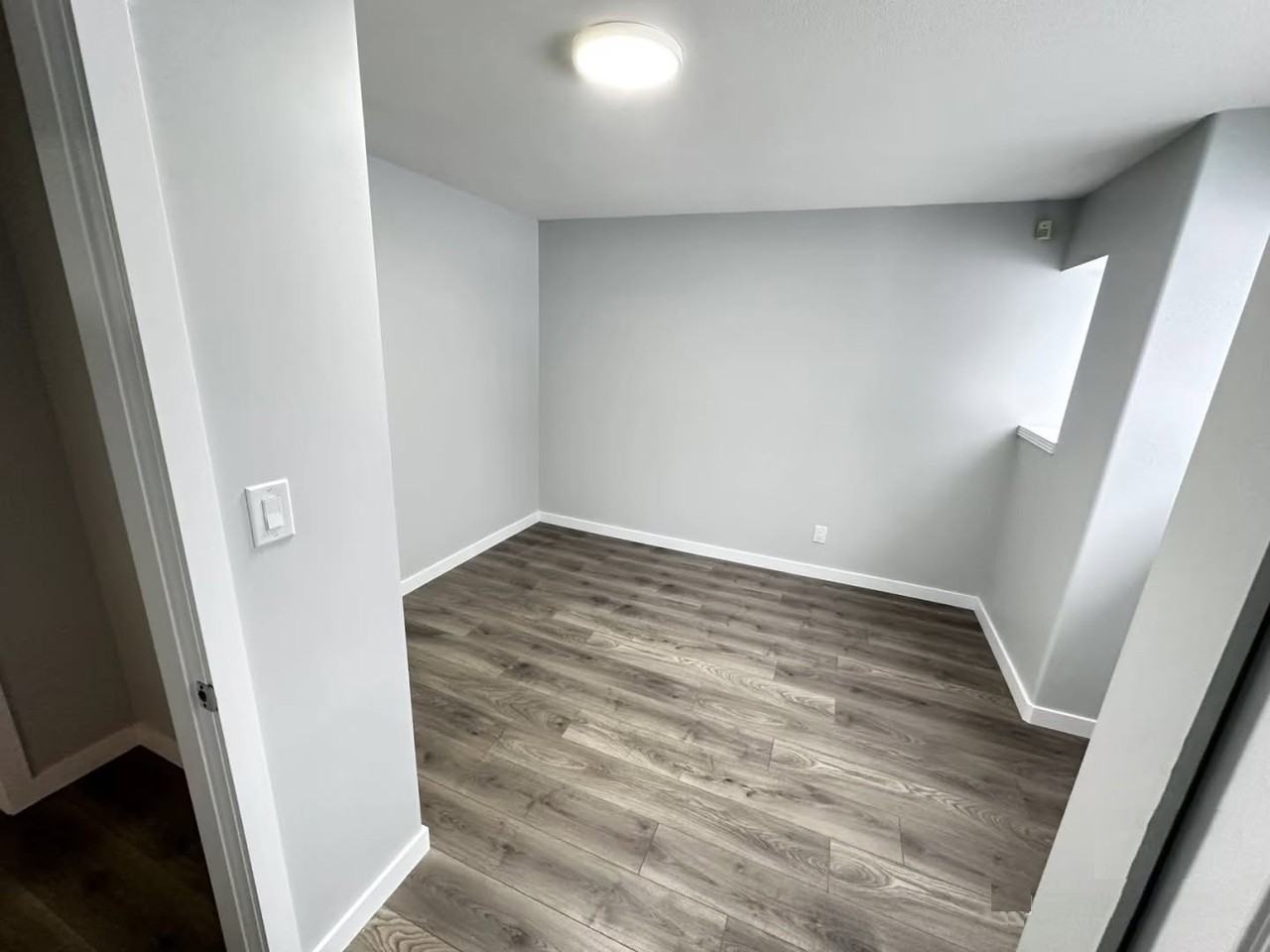 Imperial St & Gordon Ave - Photo 4 of 9