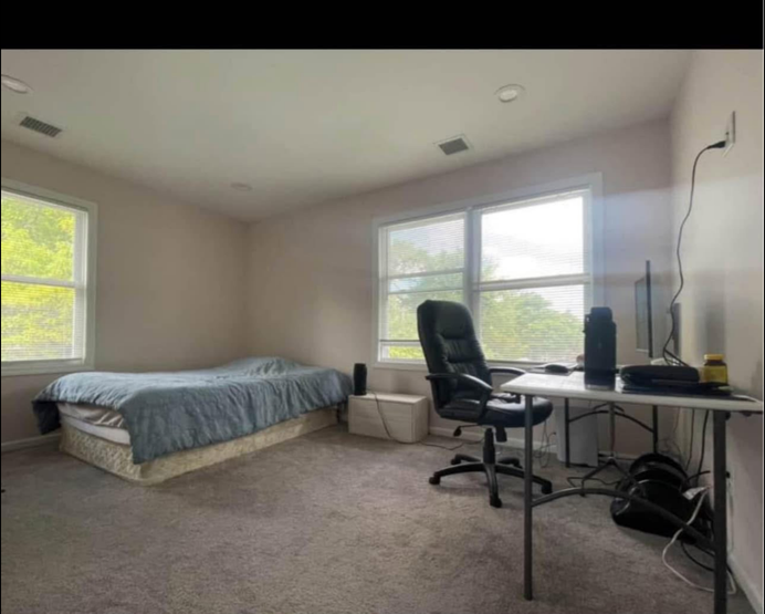 84 Commonwealth Ave - Photo 4 of 7