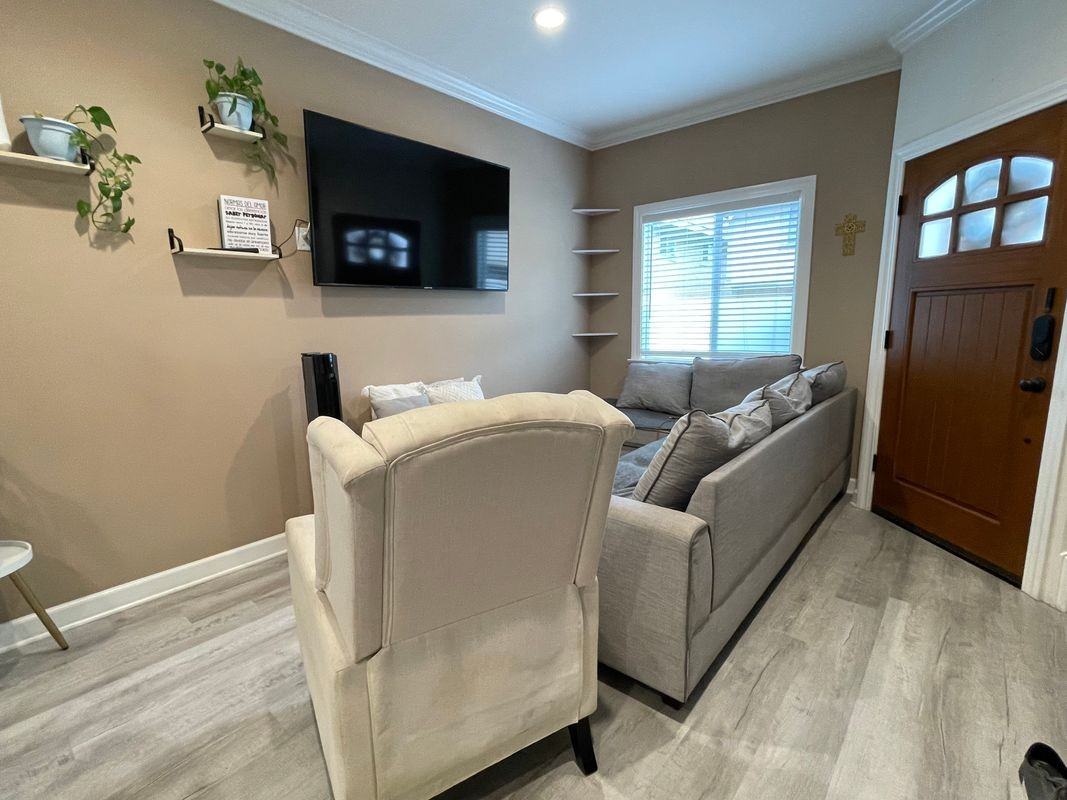 6518 Walker Ave - Photo 2 of 26