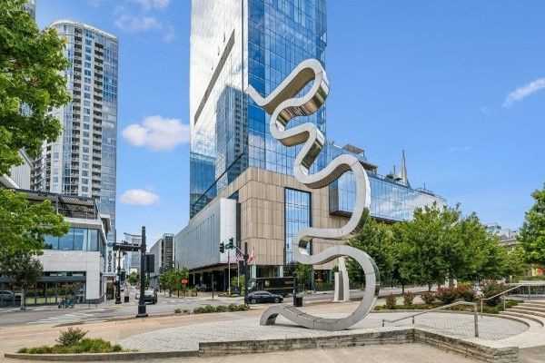 160 2nd Ave S - Photo 5 of 50