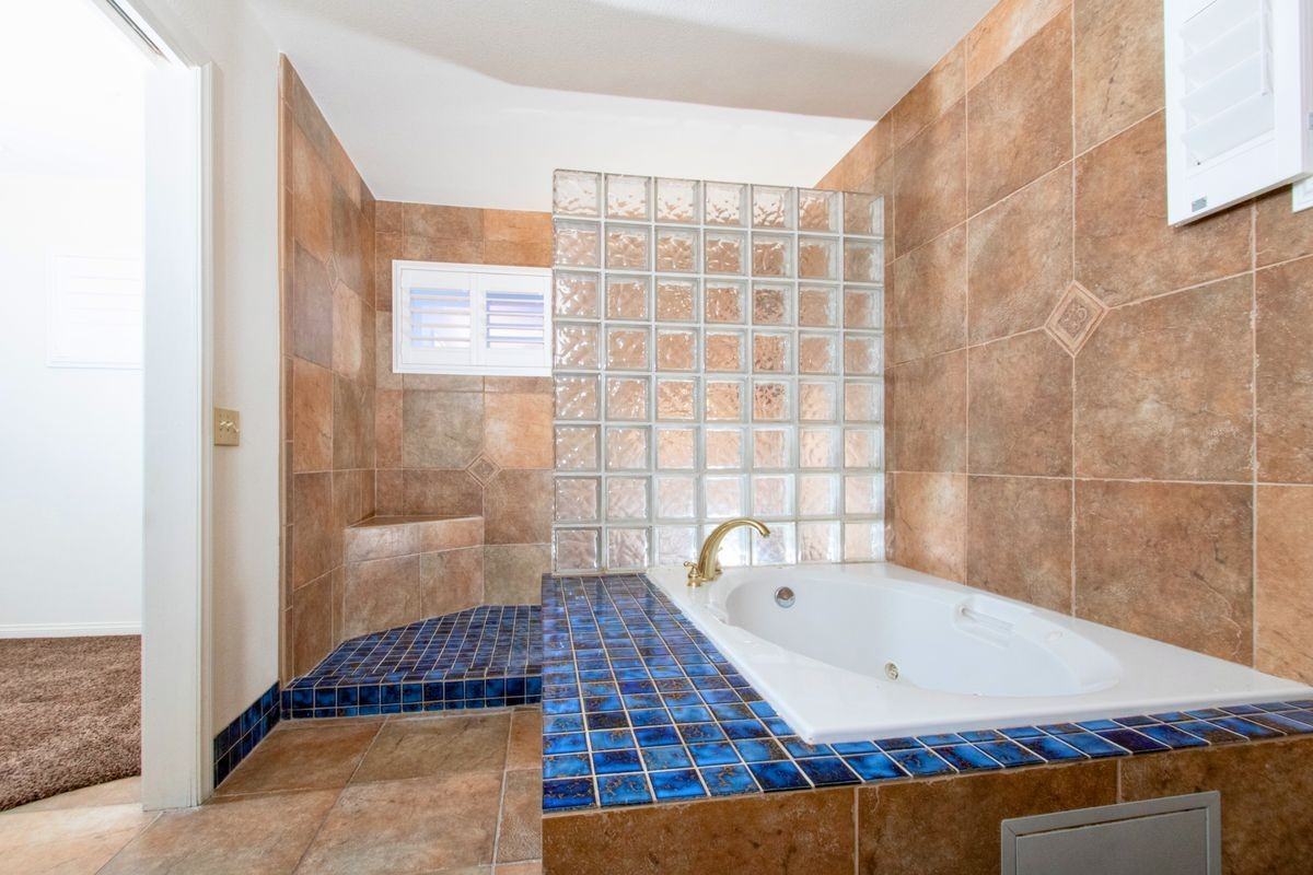 64337 Doral Dr - Photo 7 of 10