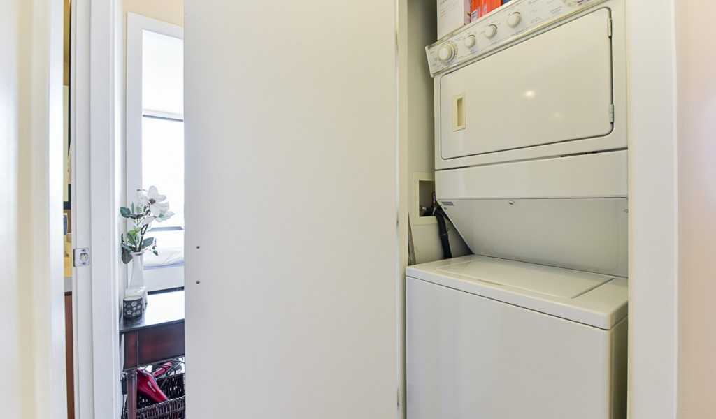 151 2nd Street West #20th Floor - Photo 6 of 11