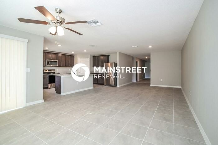 1126 Union Ave - Photo 3 of 16
