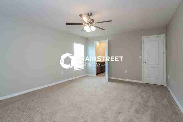 1126 Union Ave - Photo 7 of 16