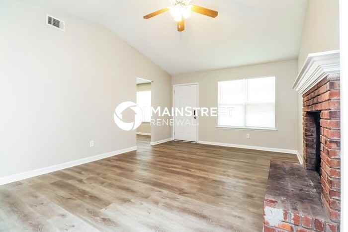 1022 Brandon Hill Way - Photo 4 of 16