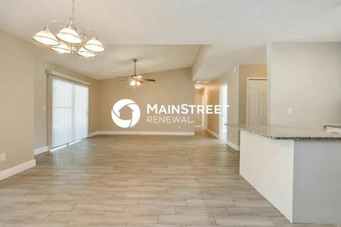 2755 Candler Dr - Photo 6 of 16