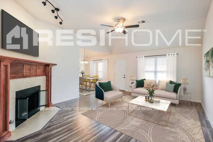 417 Choctaw Gate Dr - Photo 4 of 17