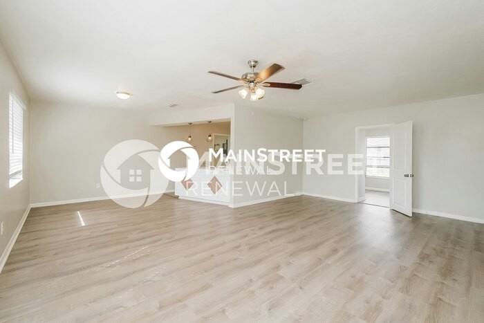 7117 Cambridge St - Photo 3 of 16