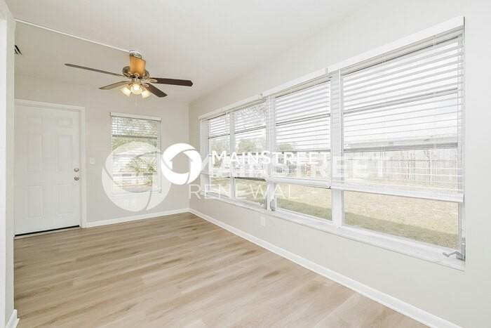 7117 Cambridge St - Photo 7 of 16