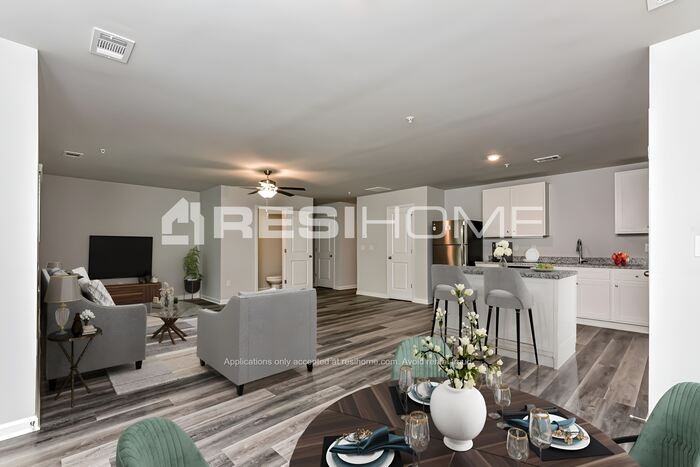 21 Remington Ln - Photo 4 of 22