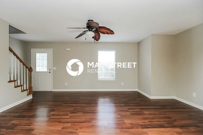 1366 Nicole Ln - Photo 4 of 17