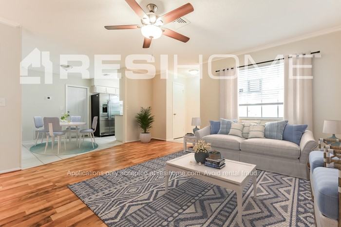 1020 Hope St - Photo 3 of 17