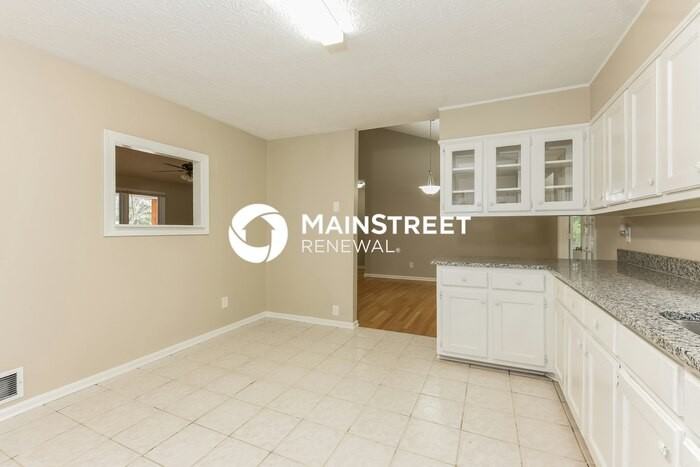 729 Fallowfield Dr - Photo 6 of 16