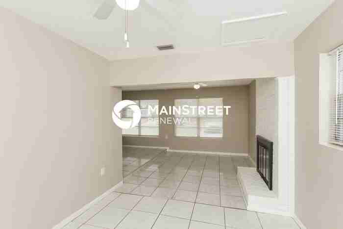 4395 Sherwood Blvd - Photo 6 of 16