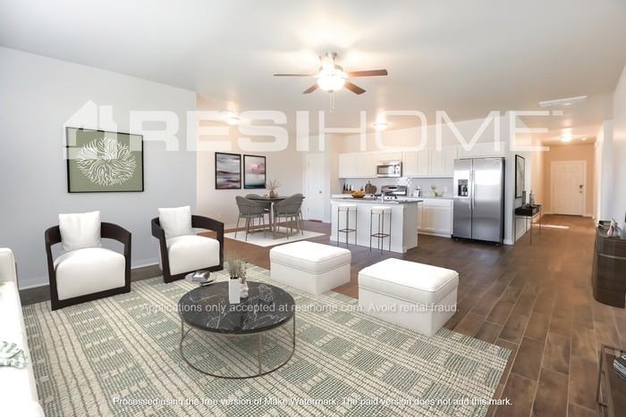 8140 Brighton Ave - Photo 5 of 17