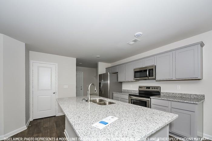499 Blue Garden Way - Photo 5 of 11