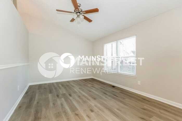 1309 Cadogan Way - Photo 6 of 17