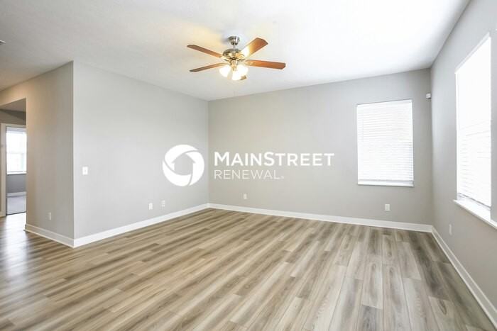 1937 Goodwin Pl - Photo 3 of 17