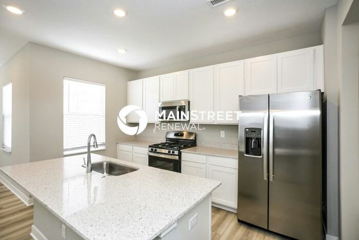 1937 Goodwin Pl - Photo 6 of 17