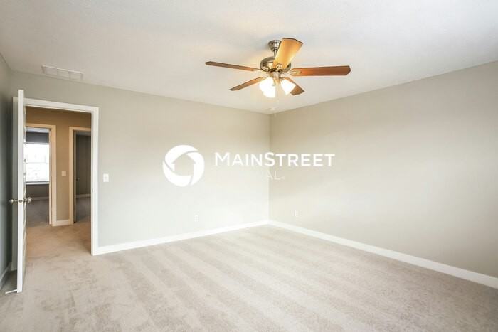 1937 Goodwin Pl - Photo 7 of 17