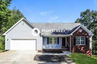 2207 Clarendon Ct Ne - Photo 1 of 1