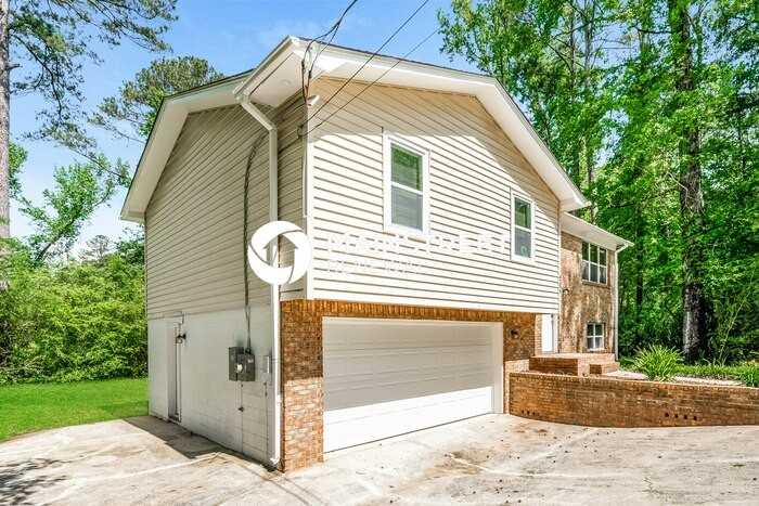 4204 Denniston Cir - Photo 5 of 18