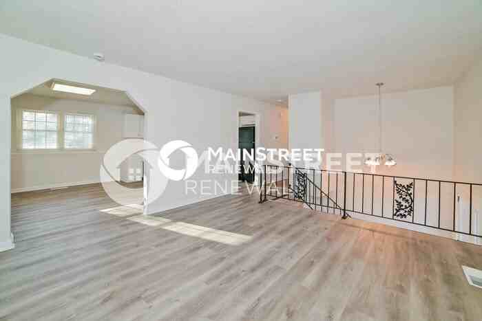 7208 Deville Way - Photo 4 of 17