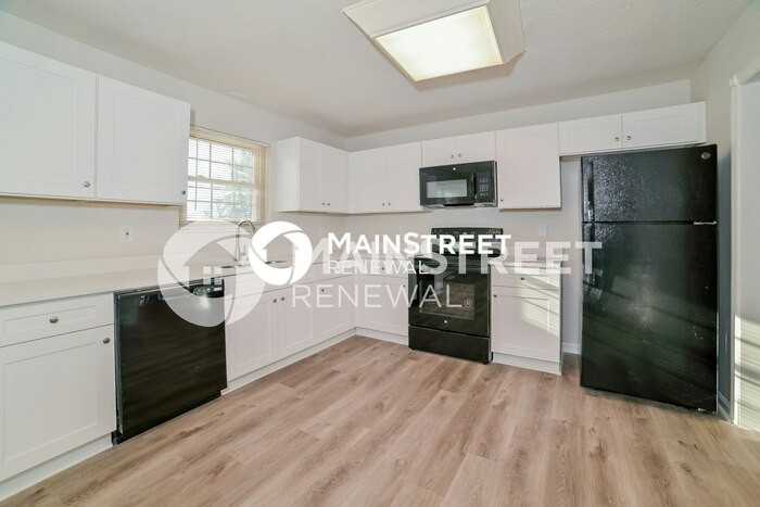 7208 Deville Way - Photo 6 of 17