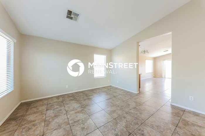 7049 N 41st Ln - Photo 3 of 16