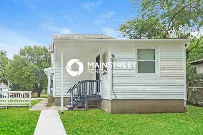 1618 S 30th St - Photo 2 of 14