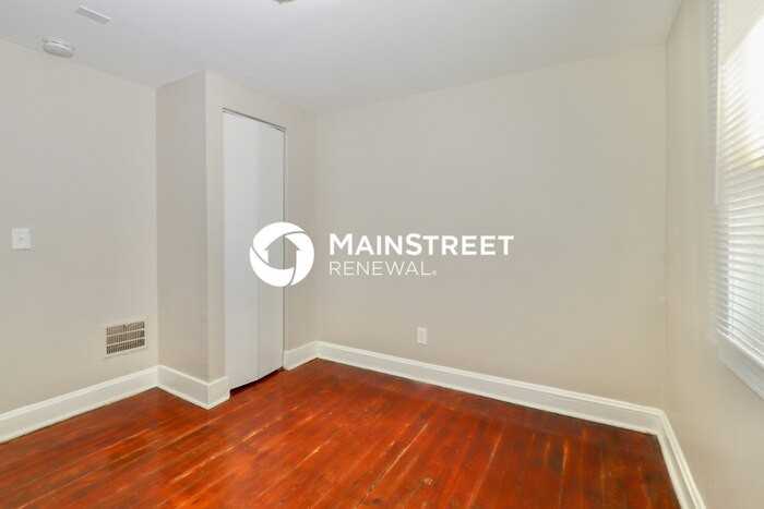 1618 S 30th St - Photo 5 of 14