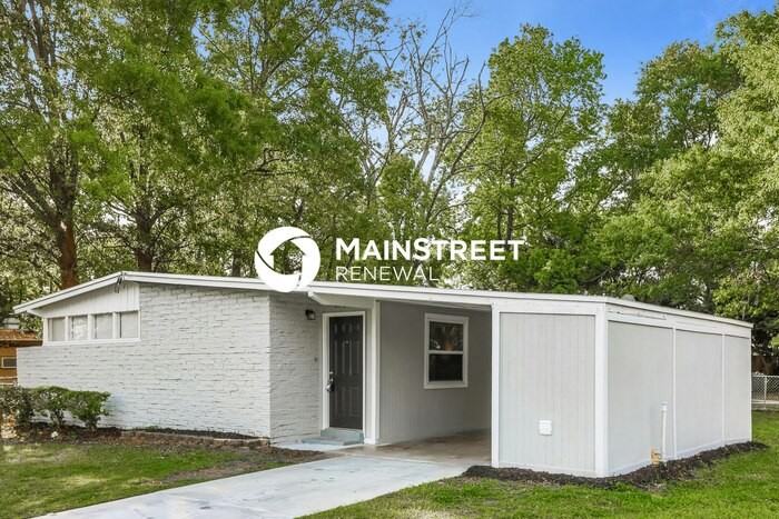 6924 Clovis Rd - Photo 4 of 16