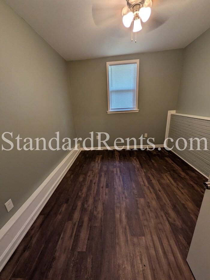 4404 Currie Ct - Photo 7 of 14